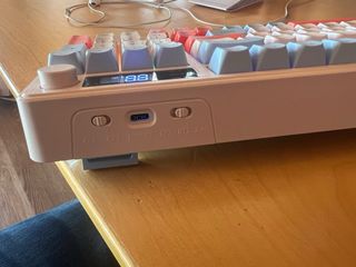 Teclado Internacional Semi-Mecánico