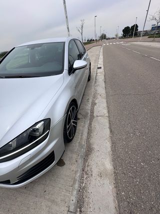 Volkswagen Golf GTD 2 tdi 184 caballos 2017