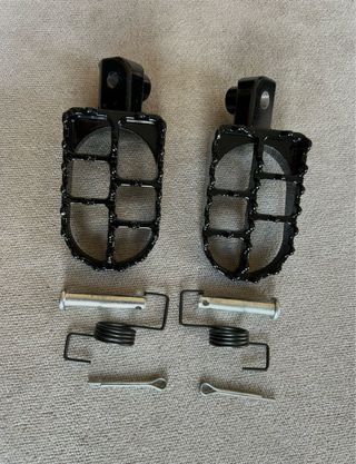 Estriberas moto universales NUEVAS