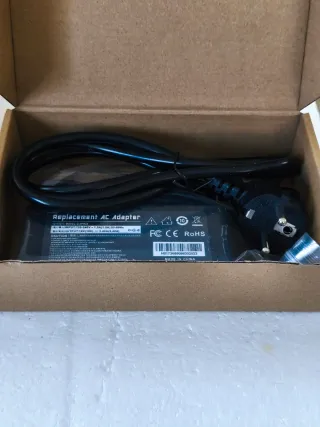 Cargador para portátiles compatibles todos elije