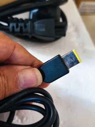 Cargador para portátiles compatibles todos elije