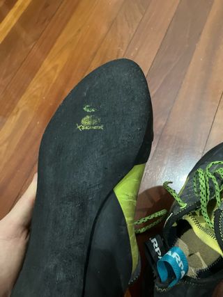 Pies de gato Scarpa talla 44