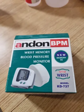 Tensiómetro de muñeca KD-737