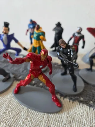 Lotto Marvel & Anime Action Figures