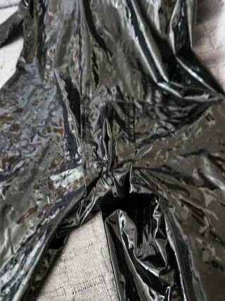 Mono traje Látex Talla L/XL Negro