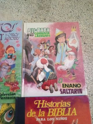 Vendo 5 libros infantiles, Coruña, todos por 15 €.