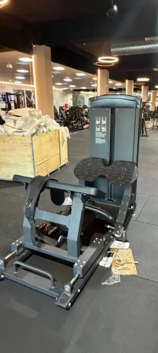 Máquina Hip Thrust