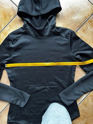Felpa Adidas nera minimal logo – fit slim/techwear
