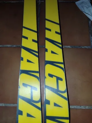 OPORTUNIDAD Esquís de travesía Hagan 163cm