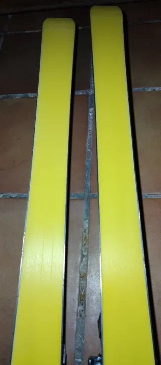 OPORTUNIDAD Esquís de travesía Hagan 163cm