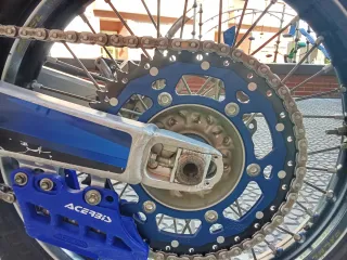 Yamaha YZ250 Motocross Azul/Blanco