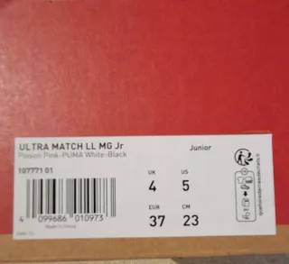 Botas de fútbol nuevas sin estrenar