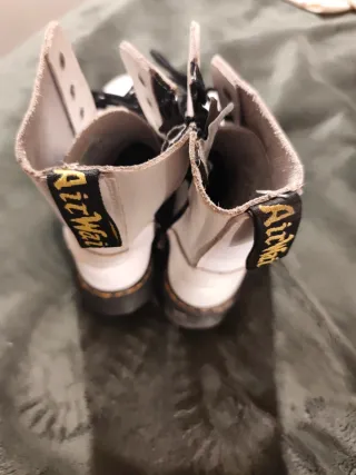 Botas Dr. Martens 39 blancas