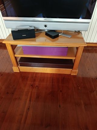 Mesa TV madera clara