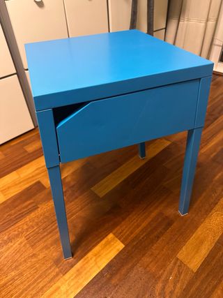 Mesita de noche azul Ikea