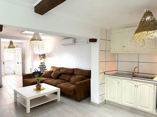 Casa adosada en alquiler en Ses Figueretes - Platja d'en Bossa - Cas Serres en Ibiza/Eivissa