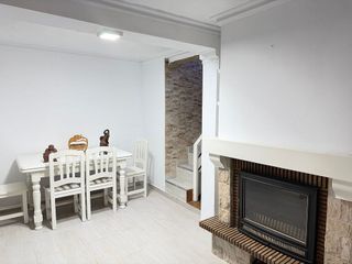 Casa adosada en alquiler en Ses Figueretes - Platja d'en Bossa - Cas Serres en Ibiza/Eivissa