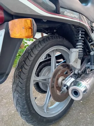 Cagiva Alazzurra 400