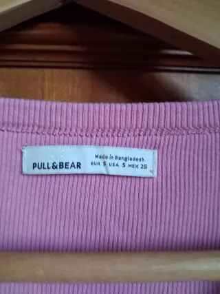 Camiseta Pull&Bear rosa talla XS