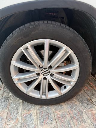 Volkswagen Tiguan 2015