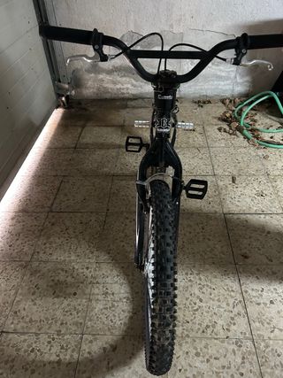 Bicicleta Monty Trials Negra