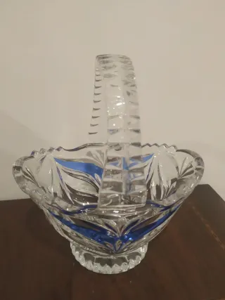 Cesta de bombones de cristal