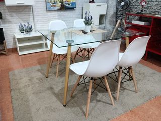 Mesa cristal 4 sillas