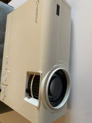 Proyector Crosstour HD + Maletín Gris