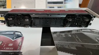 Locomotora ESU V200 015 R. 31080 Sonido Humo