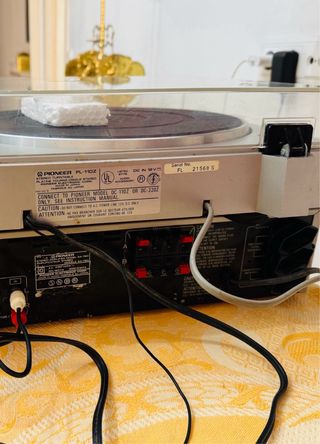 Equipos Pioneer-Amplif SA-760 y Tocadiscos PL-110Z