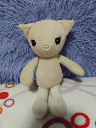 Peluches para bebé o niño/a pequeño/a.