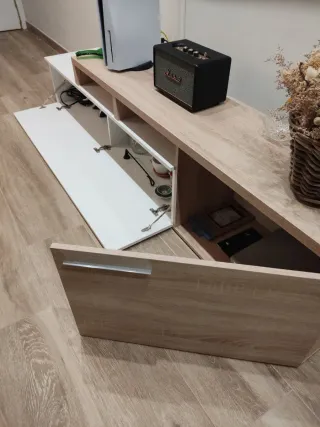 Mueble bajo TV o aparador comedor