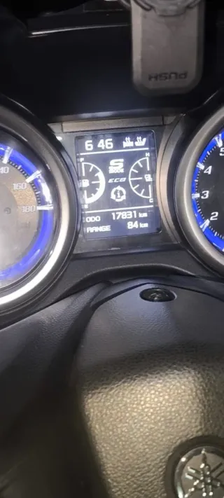 Yamaha T-Max 530 DX Maxi Scooter