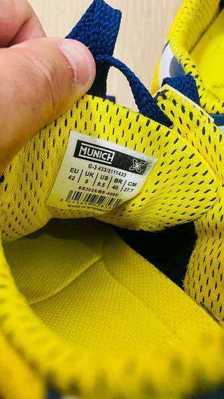 Zapatillas fútbol sala Munich amarillas y azules