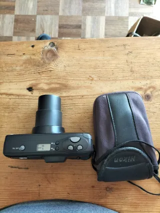 Máquina Fotográfica Nikon Zoom 500 AF