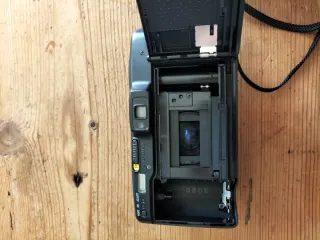 Máquina Fotográfica Nikon Zoom 500 AF