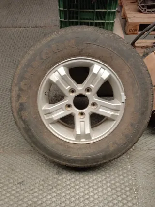 Llanta Kia Sorento 16 con Neumático Hankook