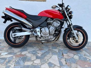 Honda Hornet 600 Naked Roja