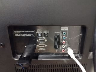 Televisor LG 37LD420 + STICK 4K