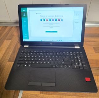 Ordenador portátil HP i5 SÉPTIMA GENERACIÓN 8RAM