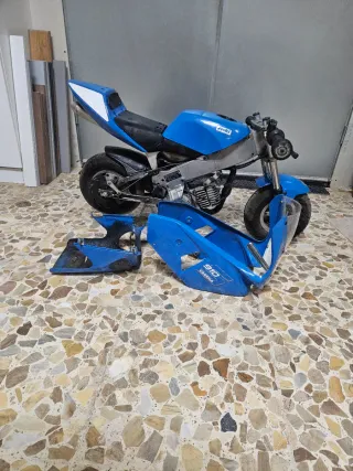 Minimoto Polini 910 Azul y Blanca