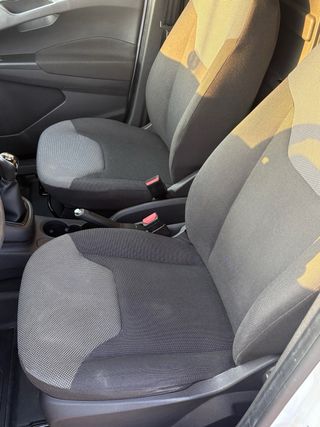 Ford E-Transit Courier 2016