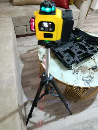 Nivel láser 16 líneas + trípode