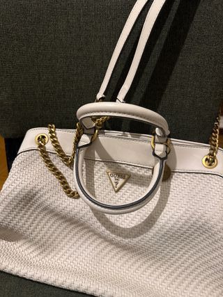 Bolso Guess Blanco y Dorado Mujer