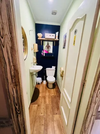 Bar con salida de humos y terraza