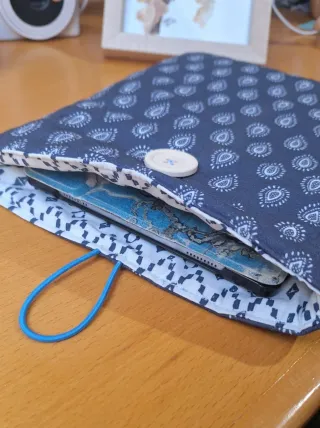 Funda para libro / tablet estampado azul bandana