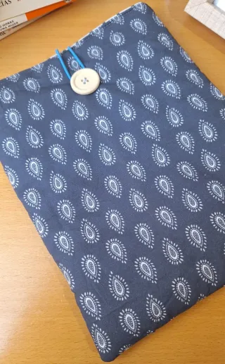 Funda para libro / tablet estampado azul bandana