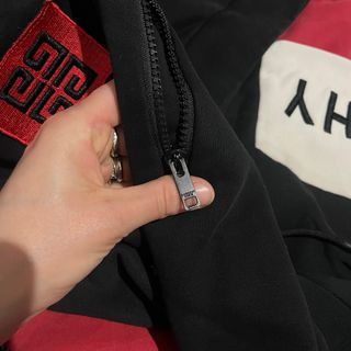 Conjunto Givenchy Sudadera y Pantalón TallaM mujer