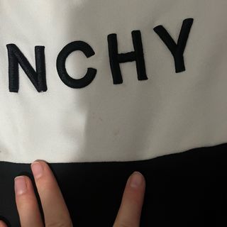 Conjunto Givenchy Sudadera y Pantalón TallaM mujer