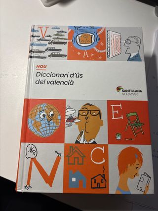 NOU DICCIONARI D´US DE VALENCIA